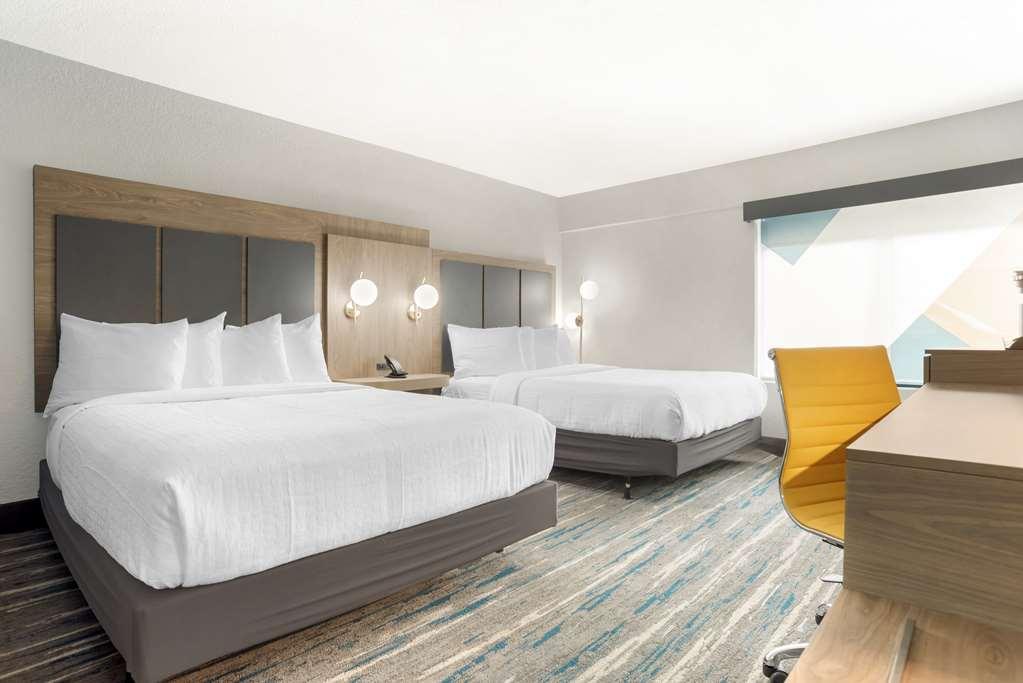 Best Western Plus Mobile Inn And Suites 객실 사진