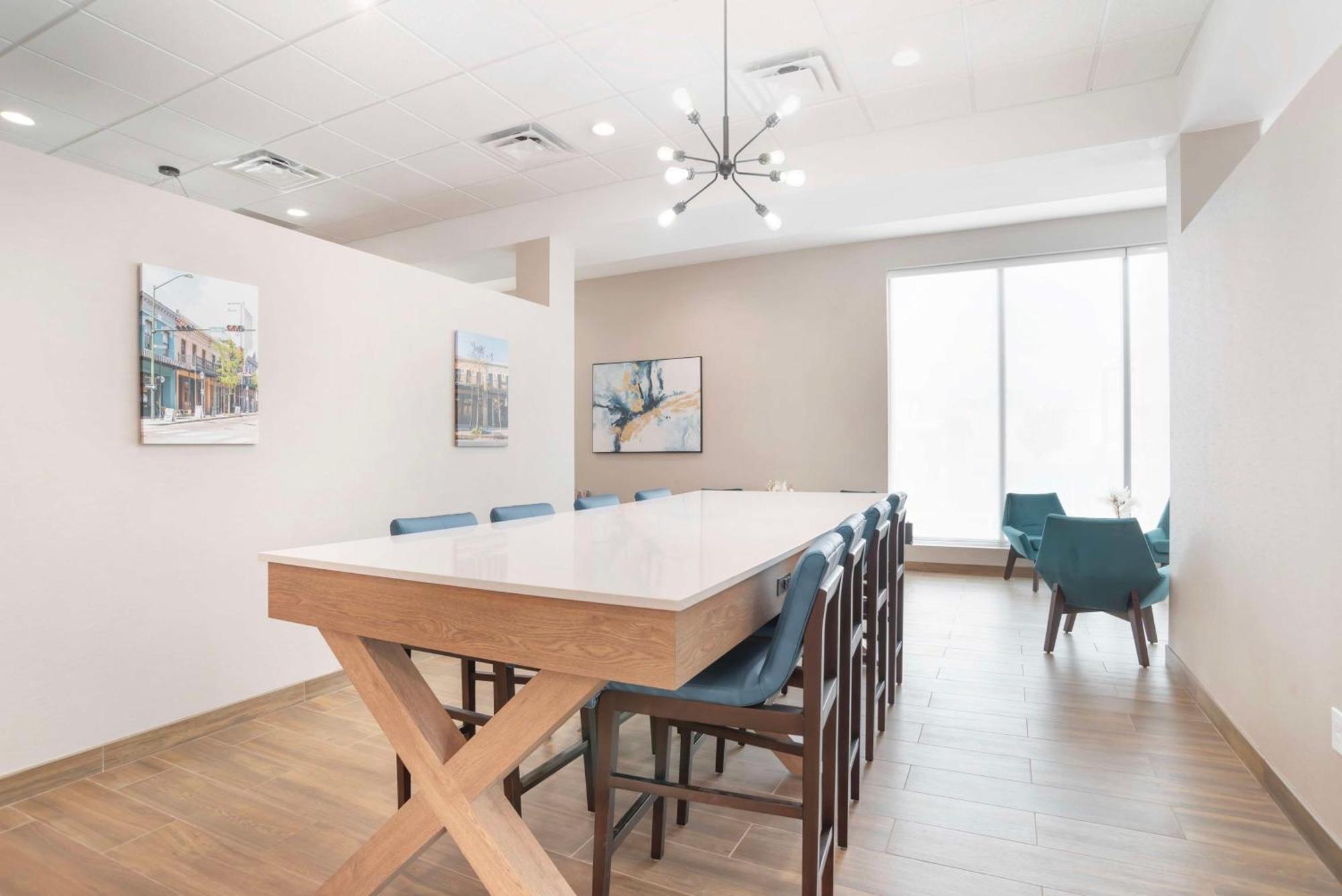 Best Western Plus Mobile Inn And Suites 외부 사진
